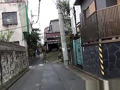 Japanese girls cannot hold pee in public